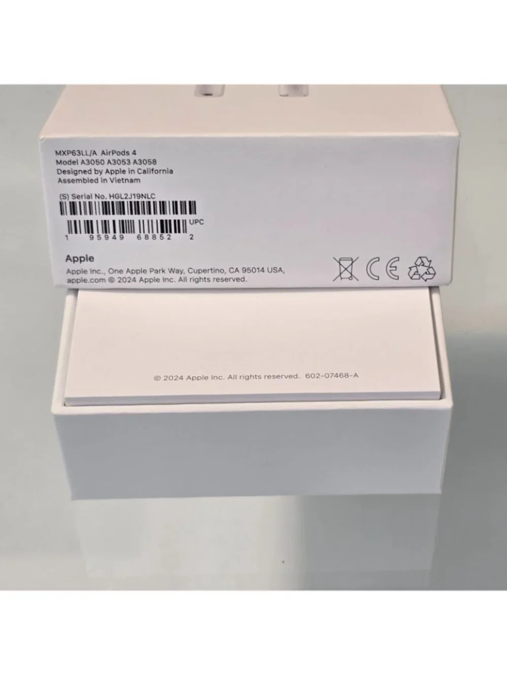 Empty Retail BOX Apple AirPods 4th Generation Genuine Original OEM  MXP63LL/A